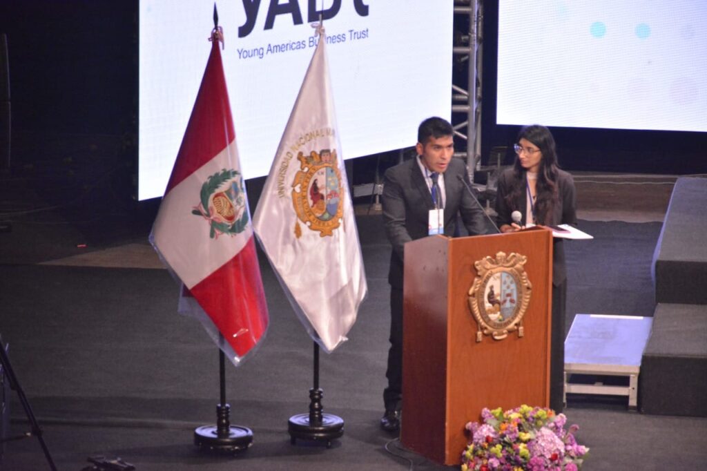 Becas para mujeres el salvador