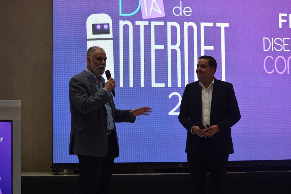 Internet