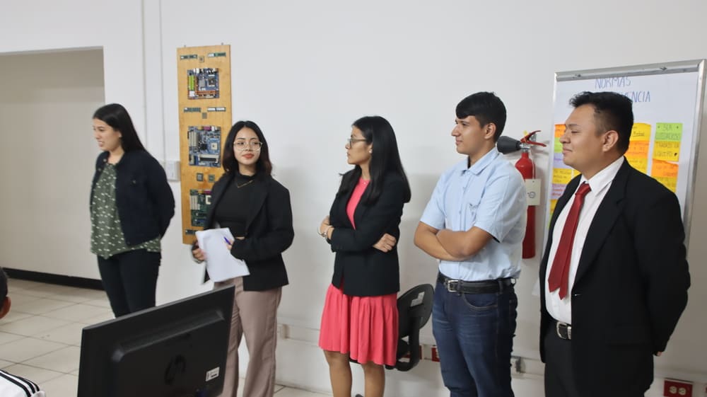 Mejorar la tasa de empleabilidad para la población juvenil en el país​
